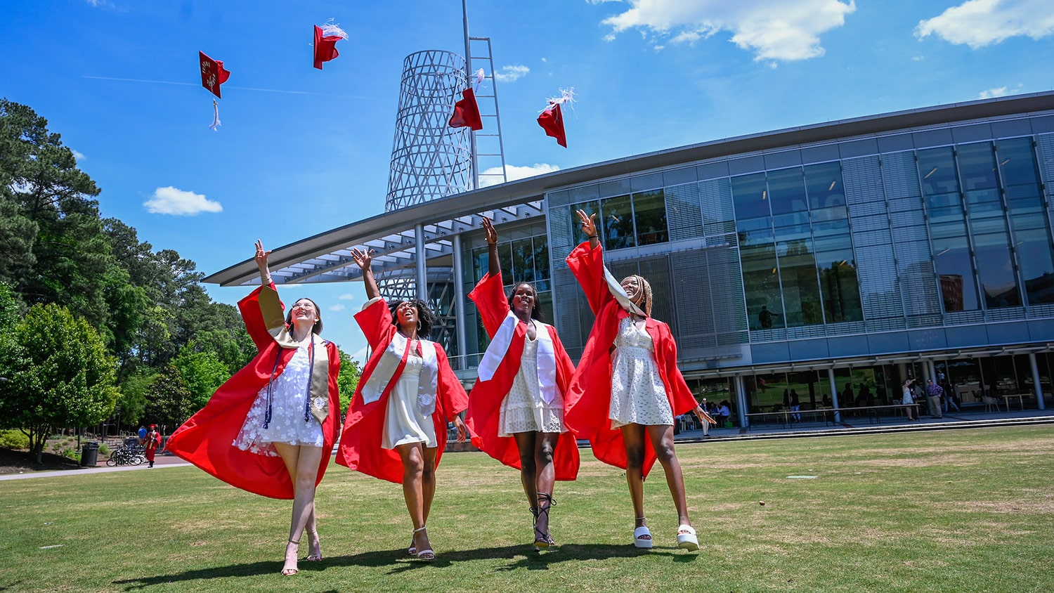 spring 2024 graduates